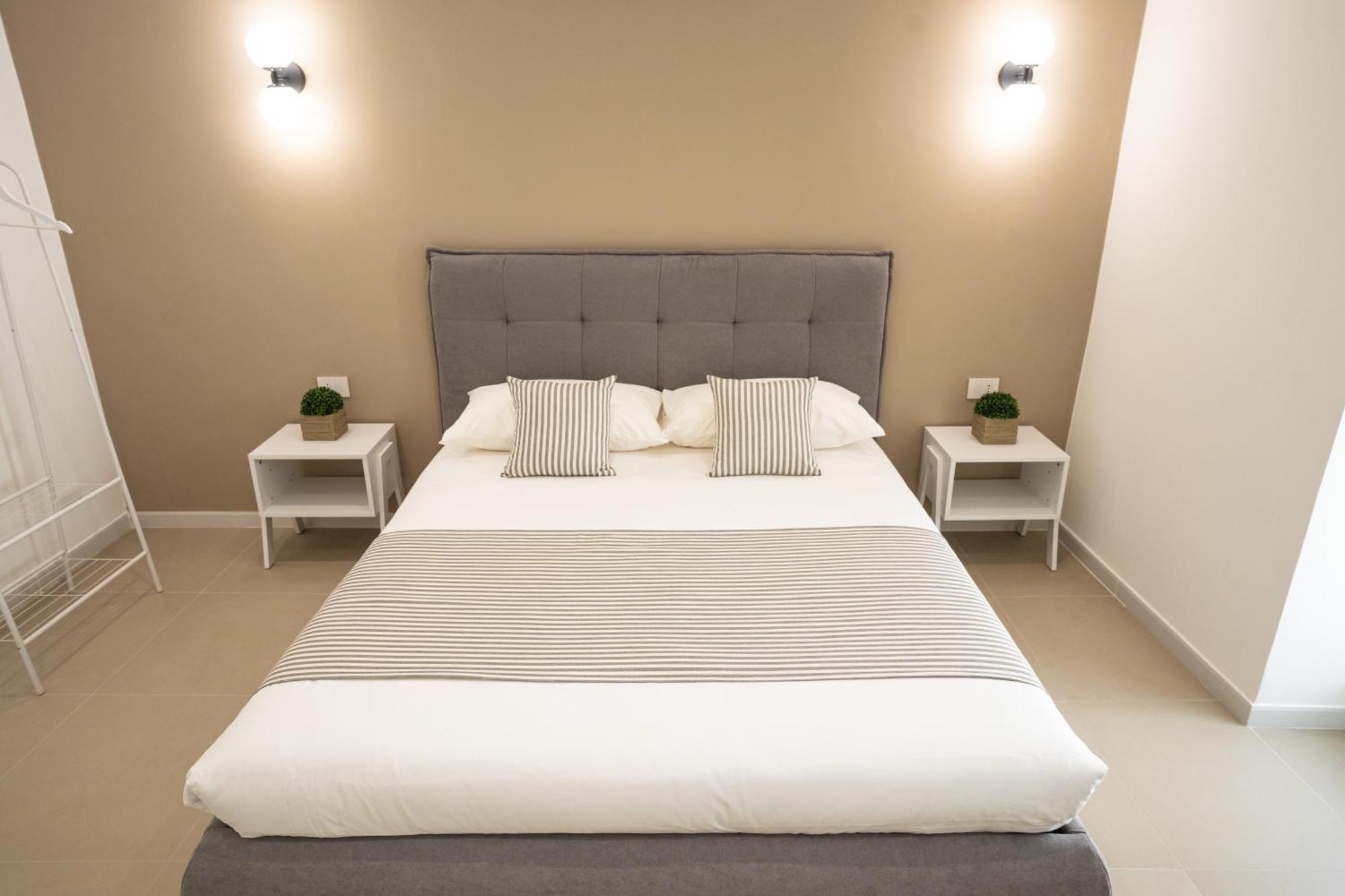 Dalmazia 38 Apartment Bari Luaran gambar
